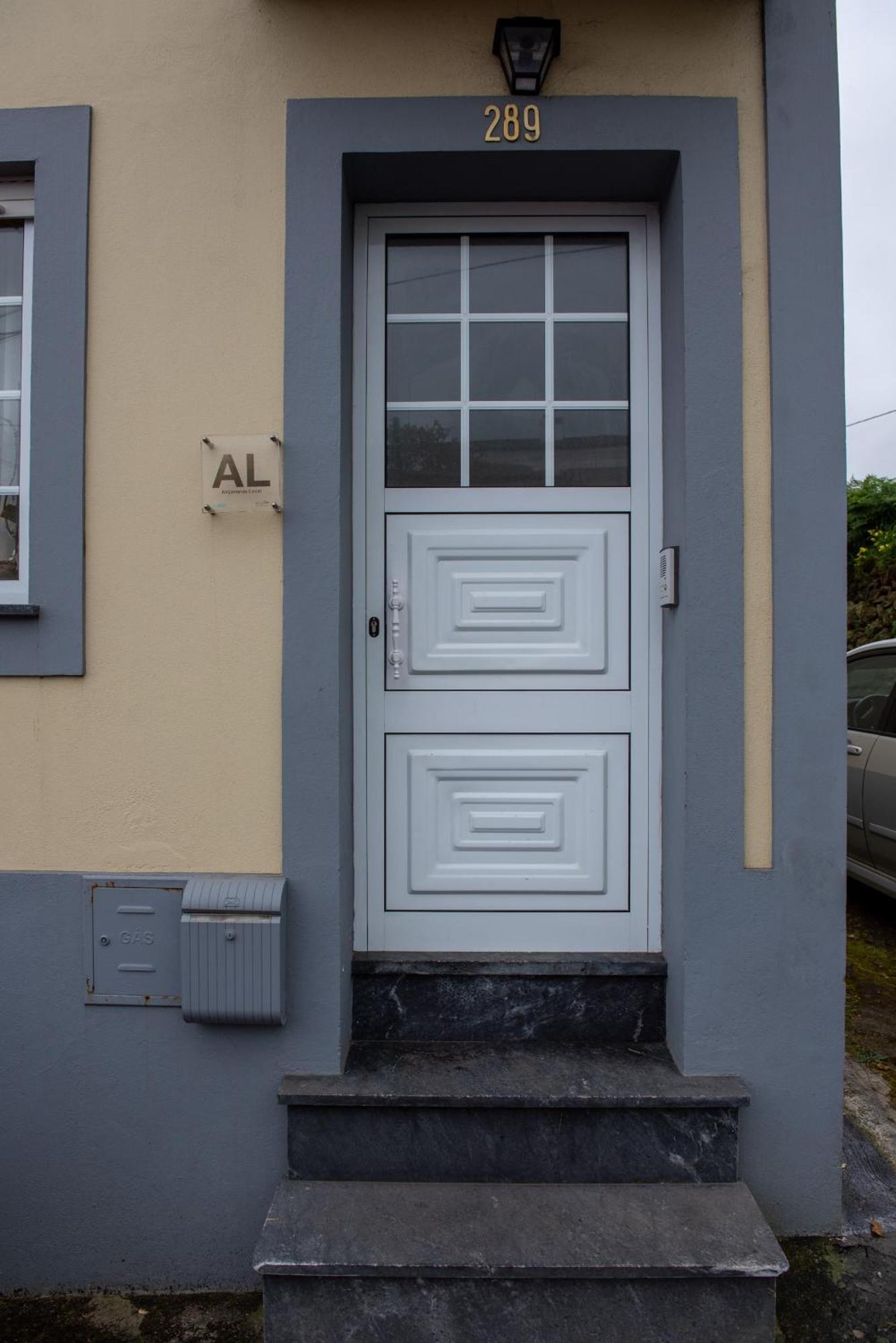 Casa Espaçosa perto de Angra Angra do Heroísmo Exterior foto